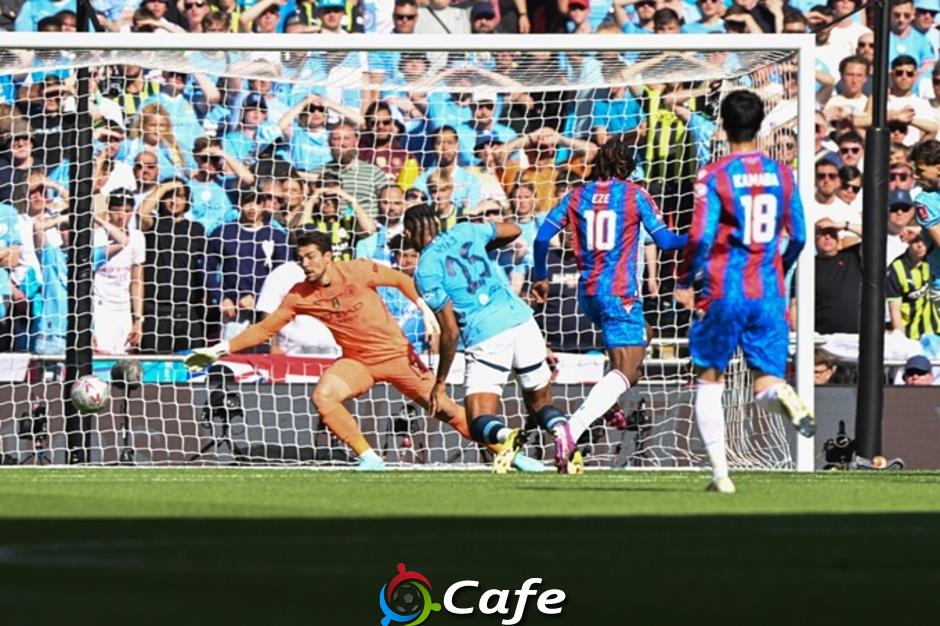 Nỗi đau của Ruben Amorim khi nhìn vào đội hình của Crystal Palace