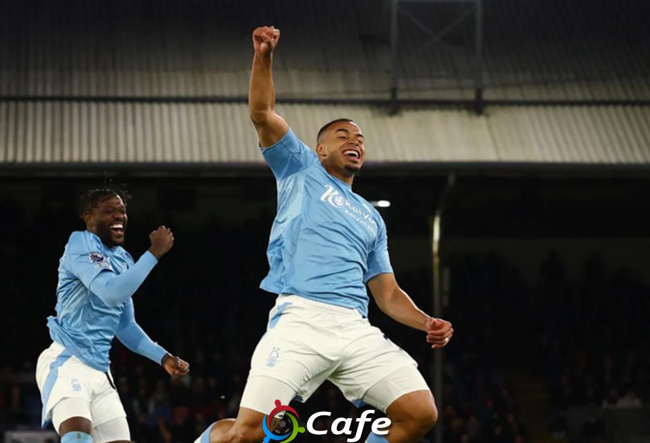 Nottingham đẩy cuộc đua Top 5 vào khúc cua định mệnh