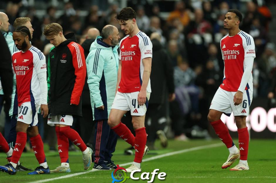 Ở Arsenal có ruồi không?