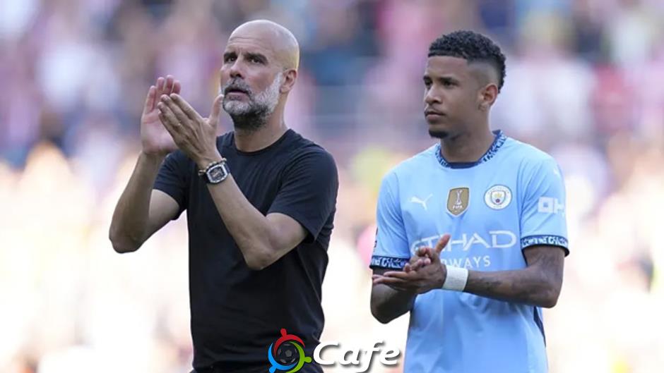 Pep Guardiola đang toan tính gì vậy?