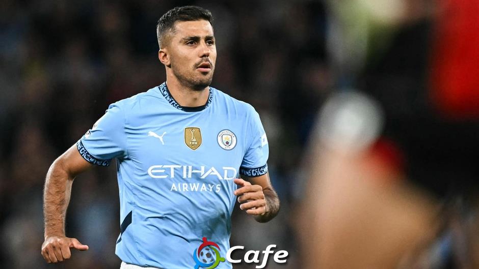 Pep Guardiola sẽ hạn chế dùng Rodri
