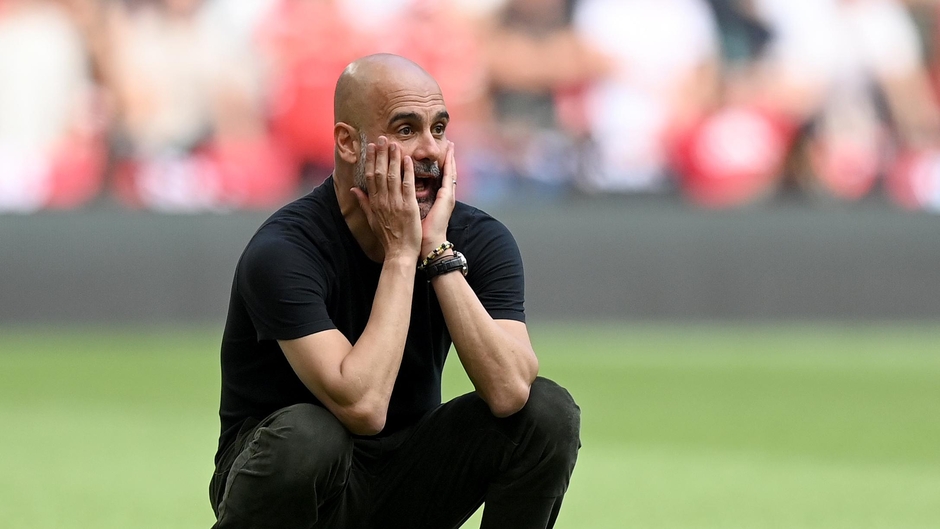 Pep Guardiola, xin ông hãy tự trọng mà ở lại