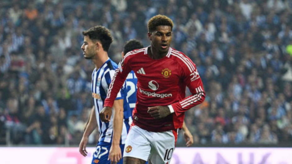 Rashford lên tiếng sau khi bị Ten Hag thay ra sớm