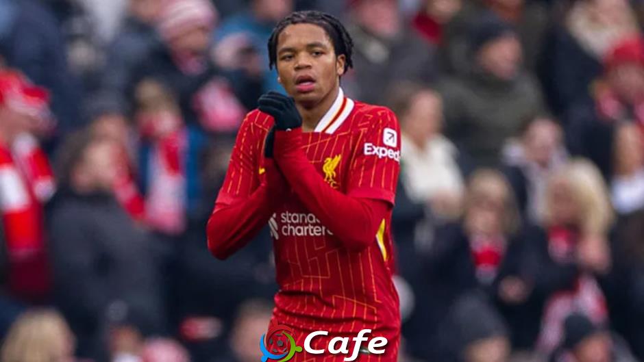Rio Ngumoha bị 'cấm' vào phòng thay đồ Liverpool 