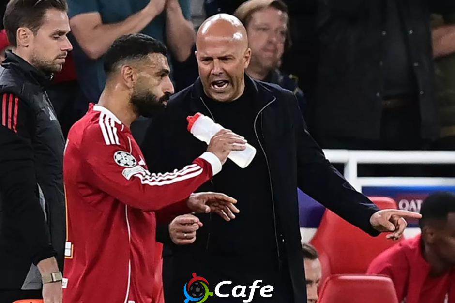 Slot đối diện vấn đề mới tại Liverpool