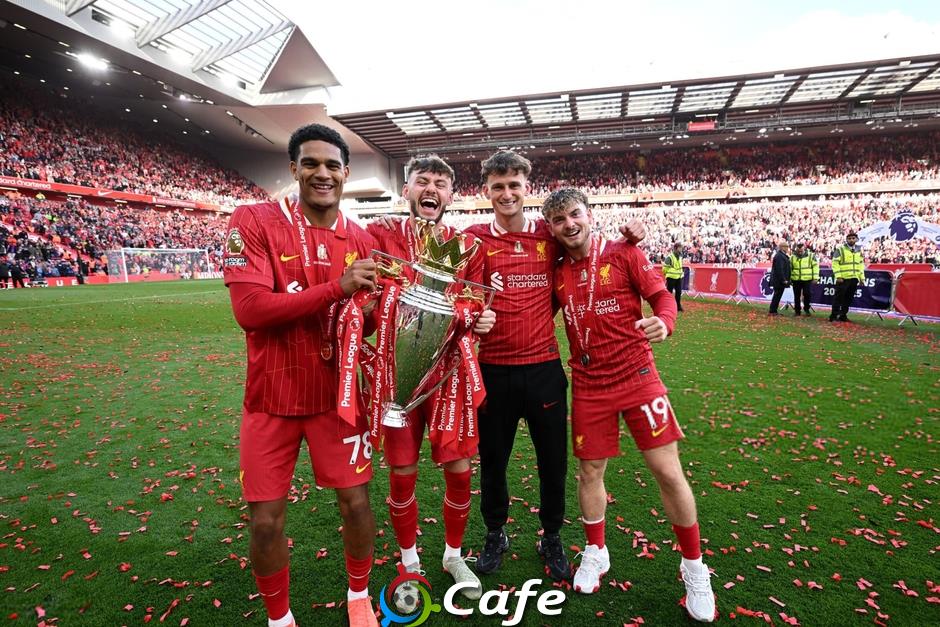 Sự cẩn trọng của Liverpool