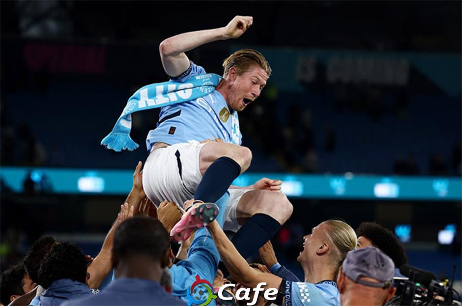 Tạm biệt De Bruyne, nhưng Man City cần lật sang một trang mới