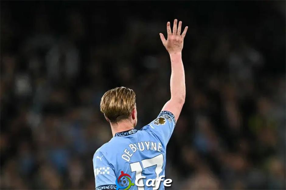 Tạm biệt De Bruyne, nhưng Man City cần lật sang một trang mới