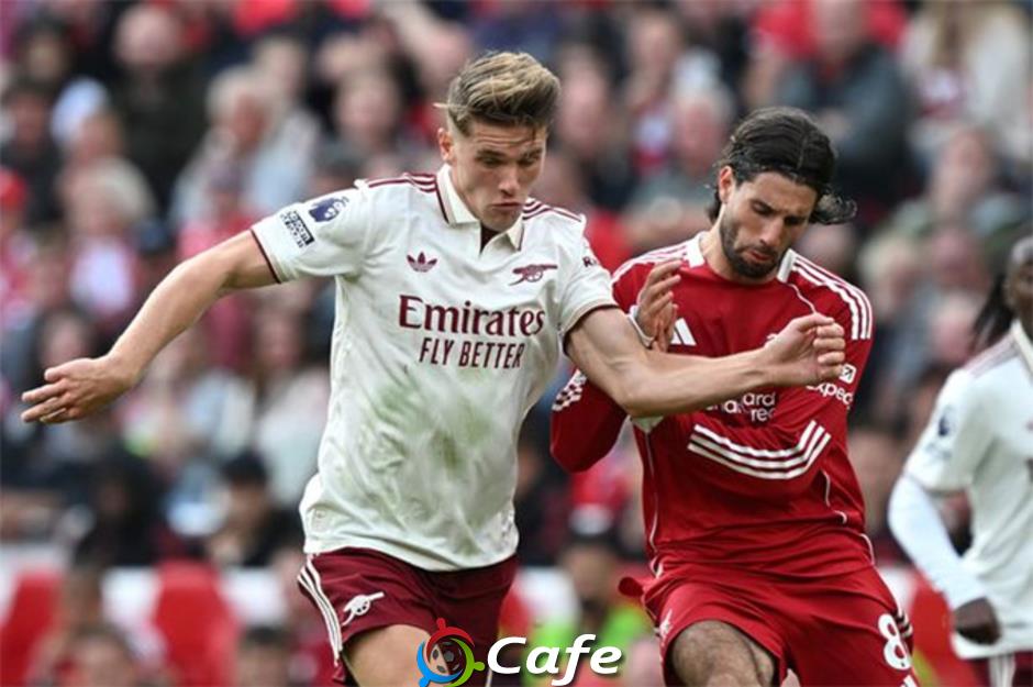 Top 5 bản hợp đồng ‘ăn hại’ tại Premier League sau tháng đầu mùa giải