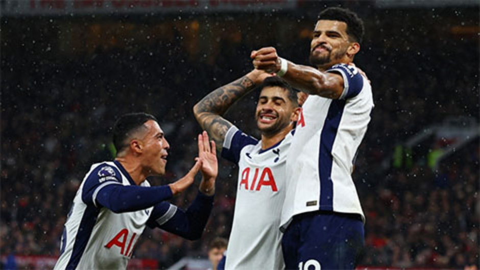 Tottenham bất ngờ đối mặt án phạt sau trận thắng MU