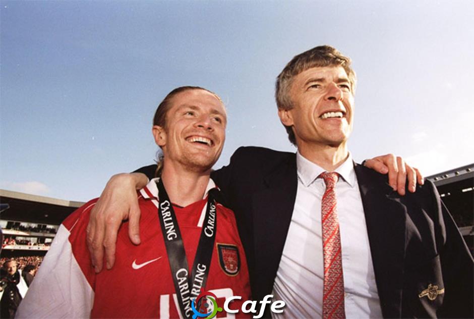 Tottenham phải trả tiền taxi để… Petit gia nhập Arsenal
