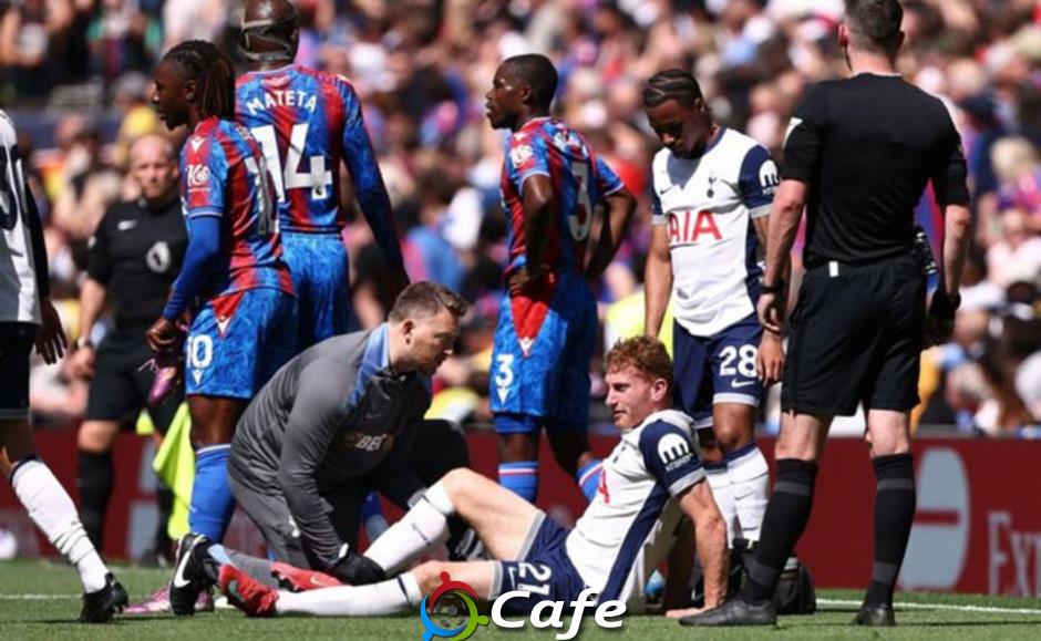 Trụ cột Tottenham chấn thương, MU hưởng lợi trước chung kết Europa League