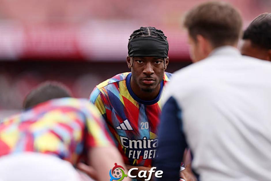 Trực tiếp Arsenal 2-0  Leeds: Saka lập công