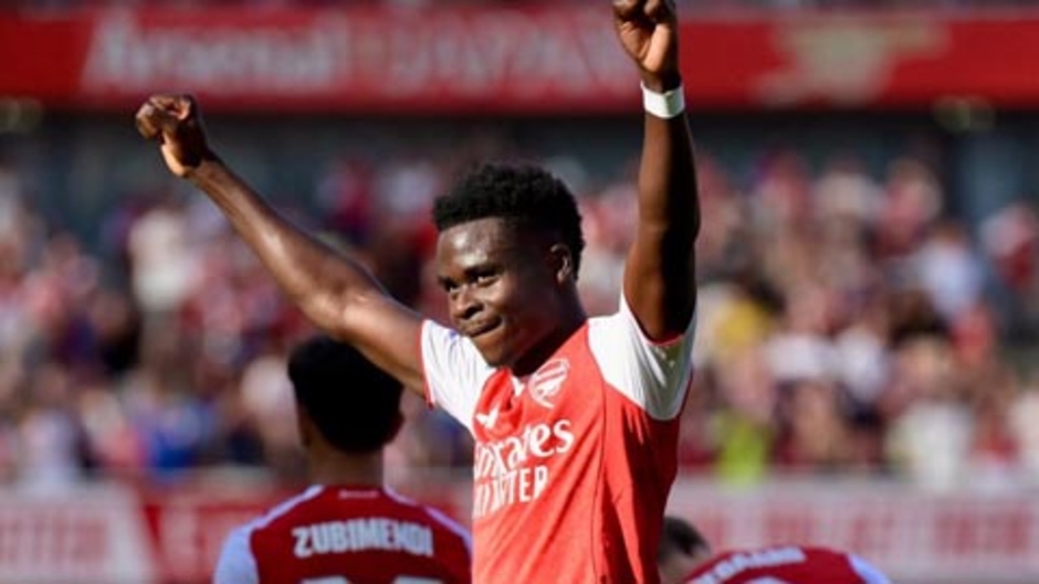 Trực tiếp Arsenal 3-0  Leeds: Viktor Gyokeres ghi bàn đầu tiên ở Ngoại hạng Anh
