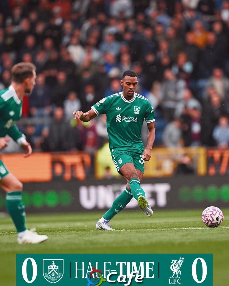 Trực tiếp Burnley 0-0 Liverpool: Chiesa thế chỗ Ekitike