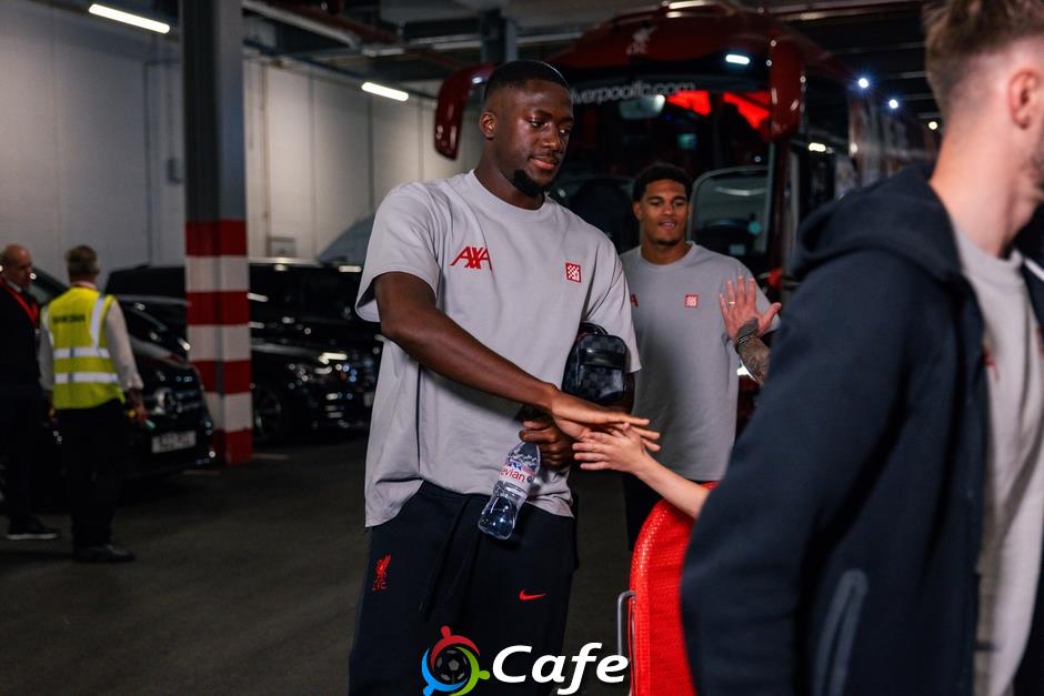 Trực tiếp Liverpool 2-2 Arsenal: Merino bị truất quyền thi đấu