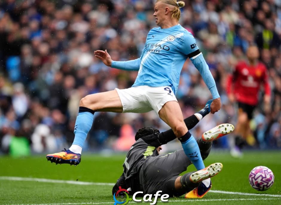 Trực tiếp Man City 1-0 MU: MU ào lên tấn công