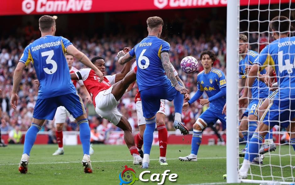 Tường thuật Arsenal 5-0 Leeds