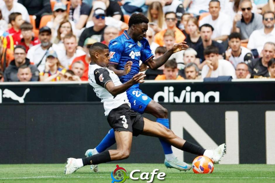 Vì sao Arsenal chi 17 triệu bảng cho một… cầu thủ bóng rổ?