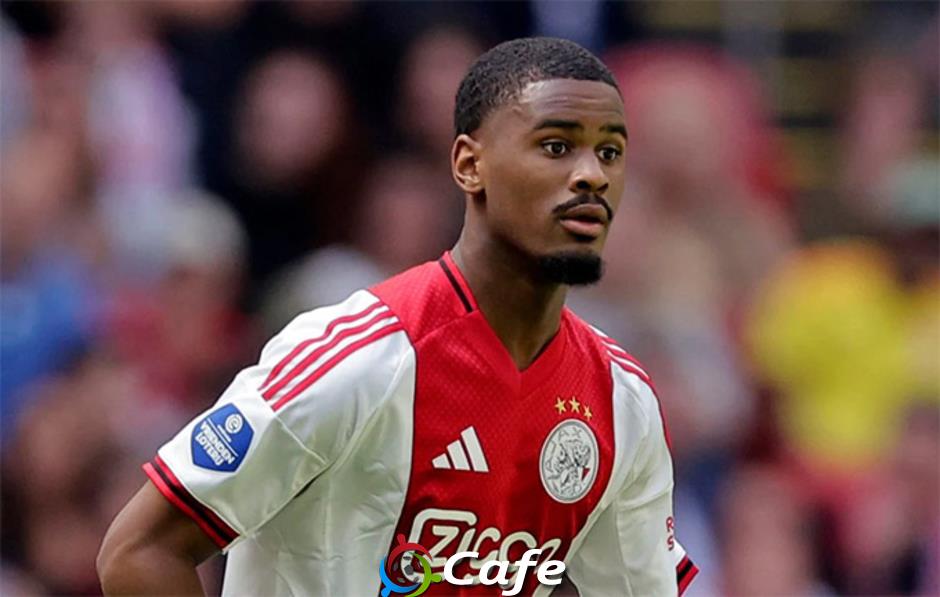 Vì sao Chelsea chi 35 triệu bảng tậu hậu vệ tuổi teen Jorrel Hato?