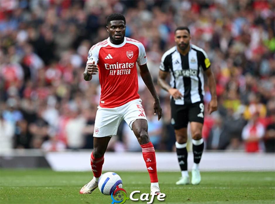 Vì sao Thomas Partey bây giờ mới lộ bộ mặt thật?