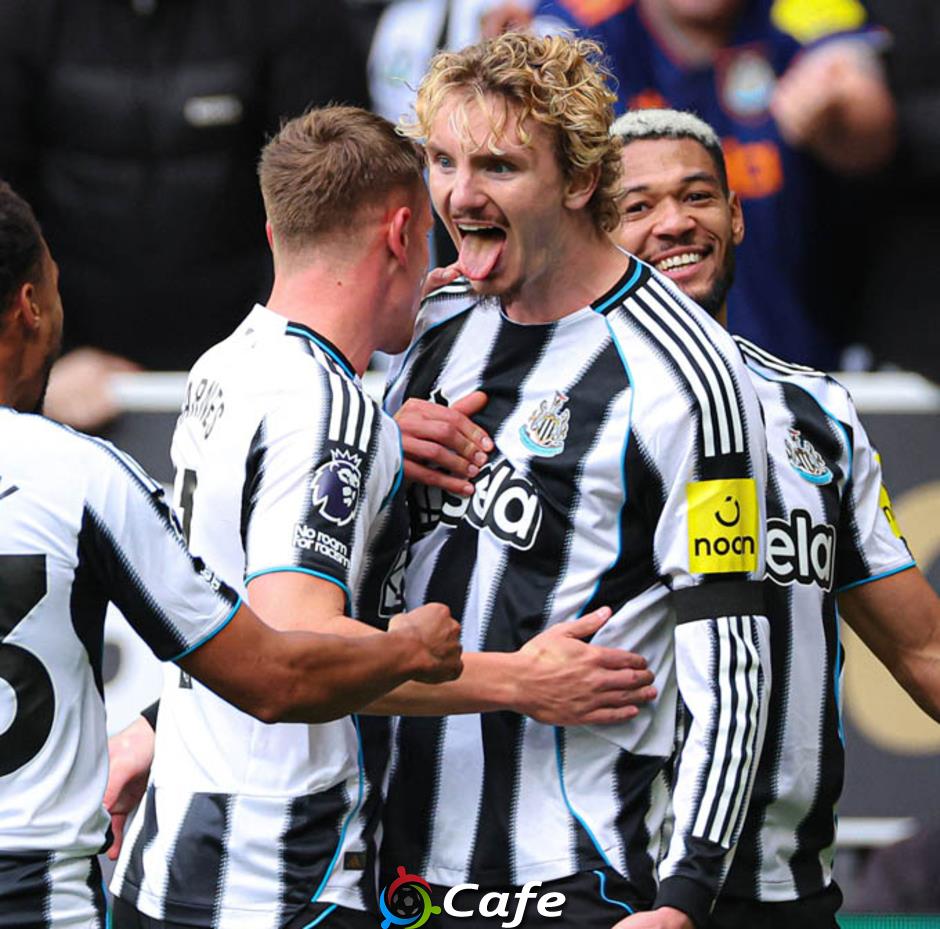Woltemade ghi tên vào lịch sử Newcastle
