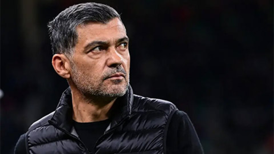 AC Milan sa thải Conceicao, bổ nhiệm Allegri