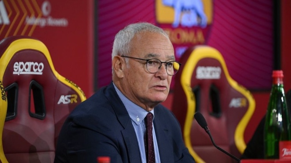 HLV Ranieri có 'núi việc' cần làm ở Roma