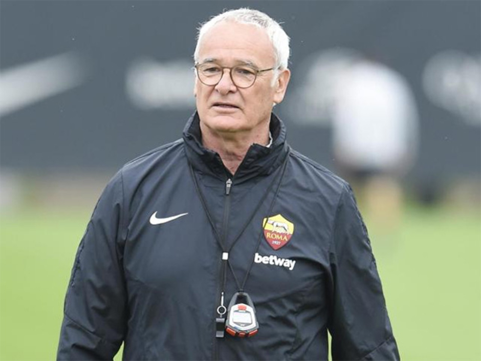 HLV Ranieri có 'núi việc' cần làm ở Roma