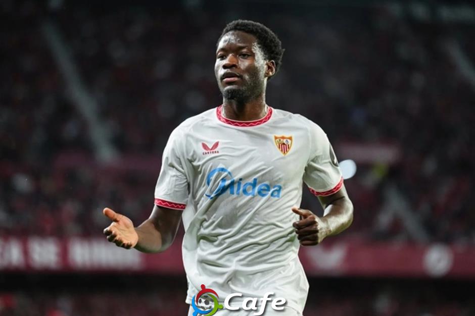 Inter moi tiền Sevilla bằng chiêu độc