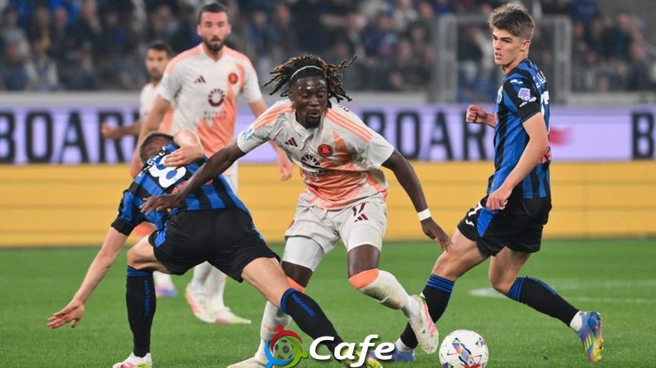 Juventus nắm quyền tự quyết ở cuộc đua Top 4
