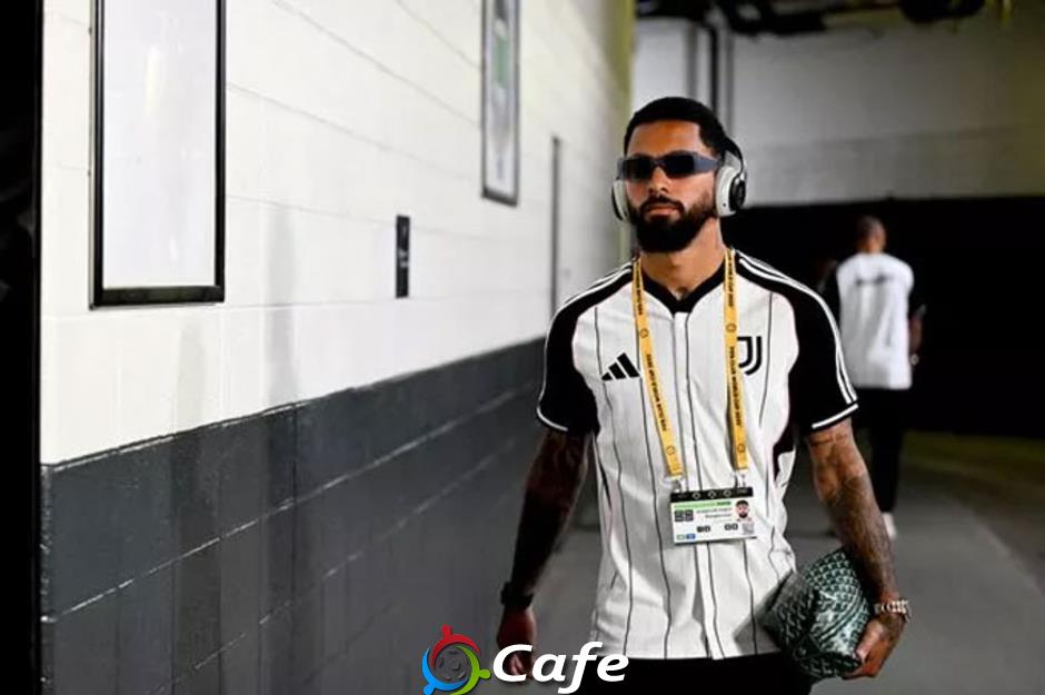 Juventus ra tối hậu thư với Douglas Luiz