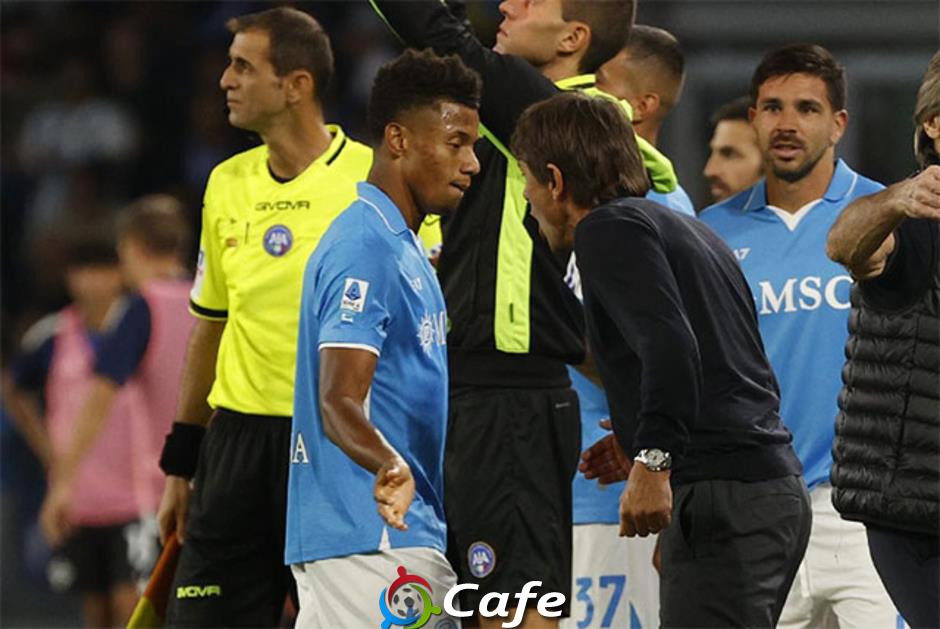 Napoli có thêm vũ khí cho cuộc đua Scudetto với Inter