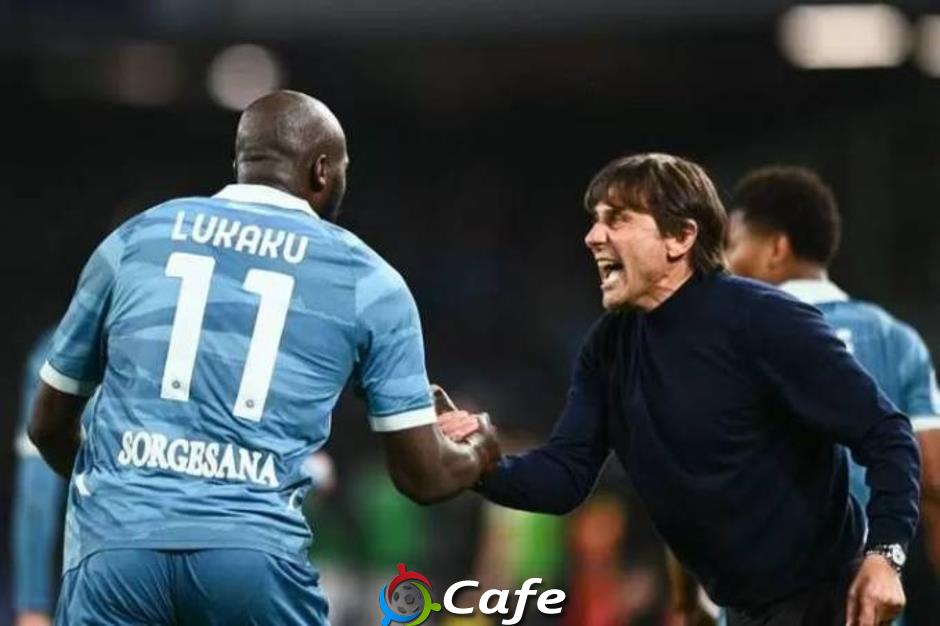 Romelu Lukaku: 'Họ từng coi như tôi đã chết. Nhưng ở Napoli, tôi sống lại'