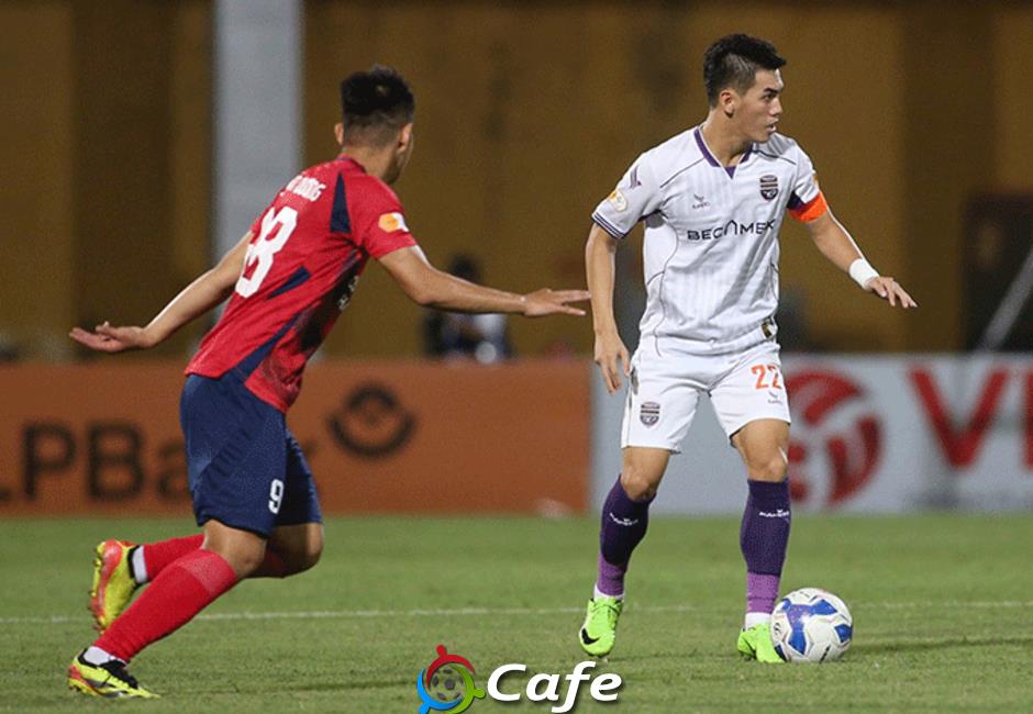 B.Bình Dương mất Tiến Linh, Ngọc Hải cũng... tốt