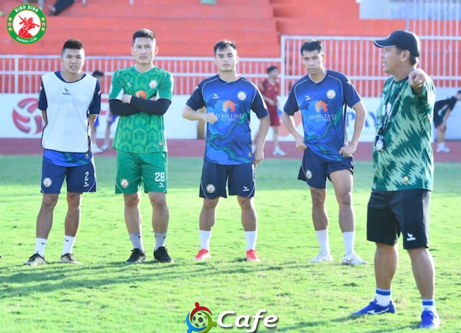 Bình Định sẽ thắng ở trận đấu bù?