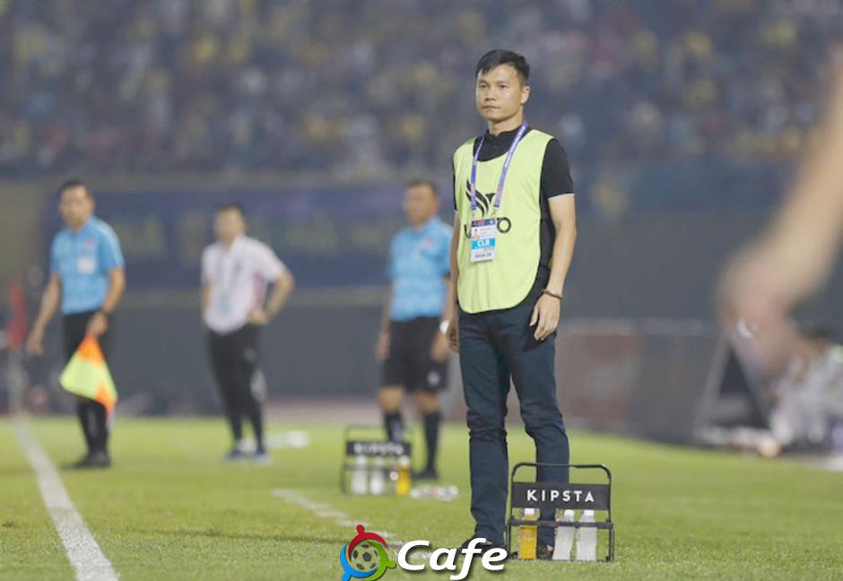 Bình Dương bất ngờ chia tay HLV Nguyễn Công Mạnh