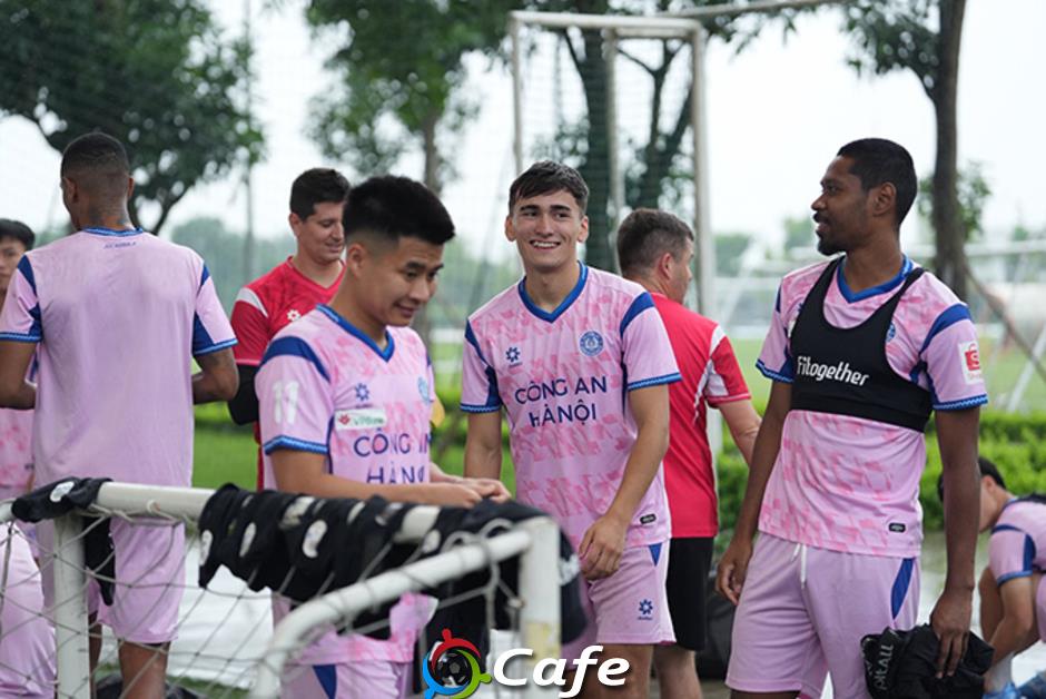 Brandon Ly được HLV châu Âu đăng ký dự Siêu cúp Quốc gia