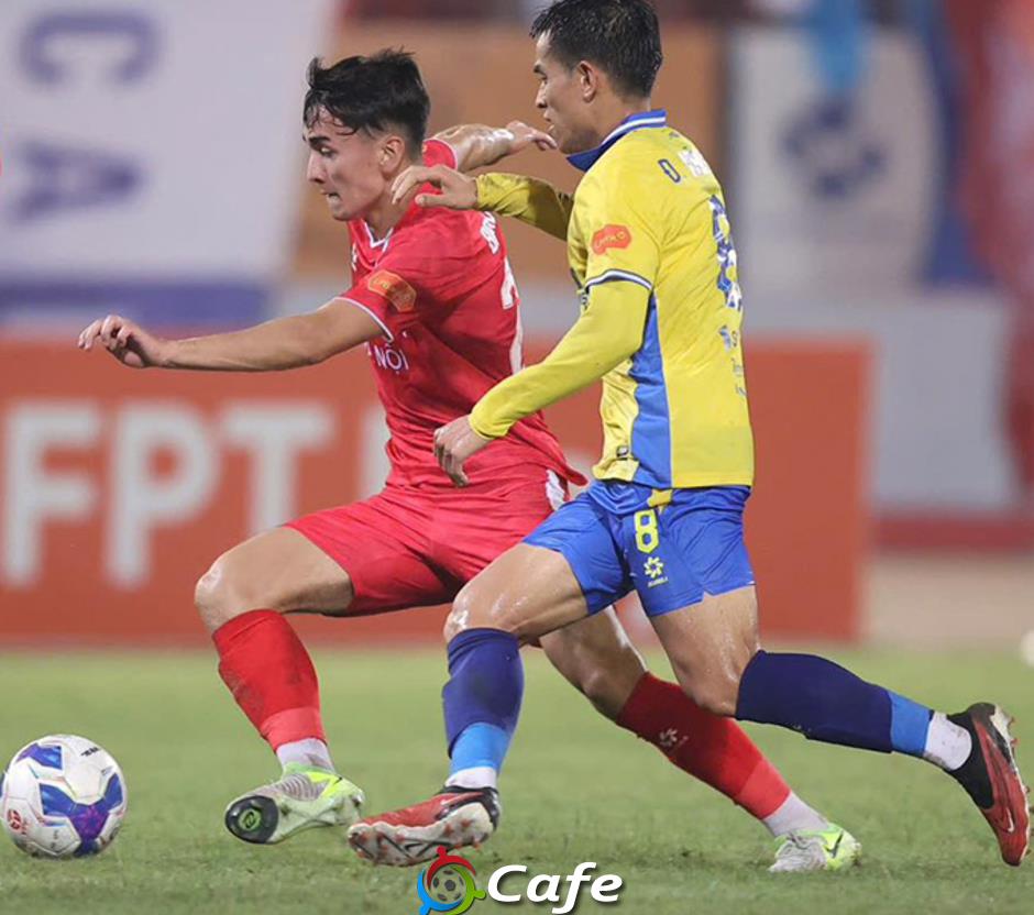 Brandon Ly trình làng V.League, HLV châu Âu động viên