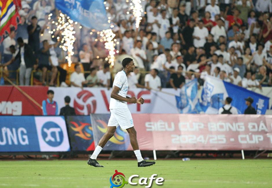 Cả V.League sẽ phải dè chừng 'cây sào' Kyle Hudlin