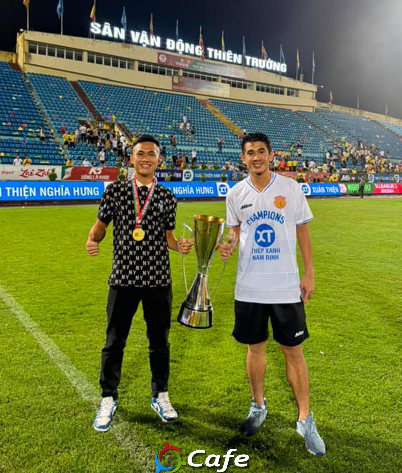 Cầu thủ Nam Định đi vào lịch sử với 6 lần vô địch V.League là ai?