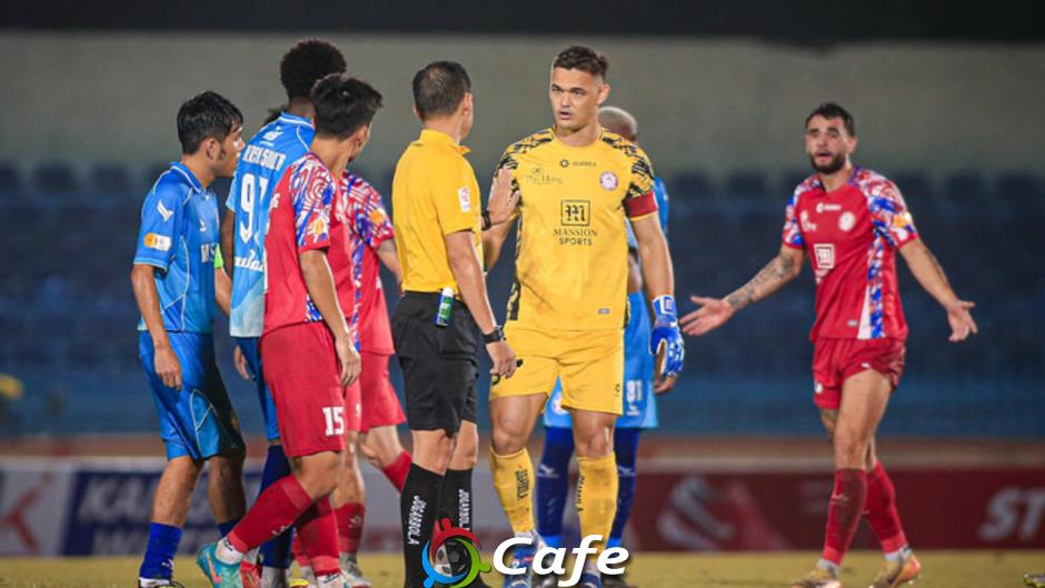 Cầu thủ Việt kiều ‘chê’ 30 tỉ đồng tại V.League là ai?