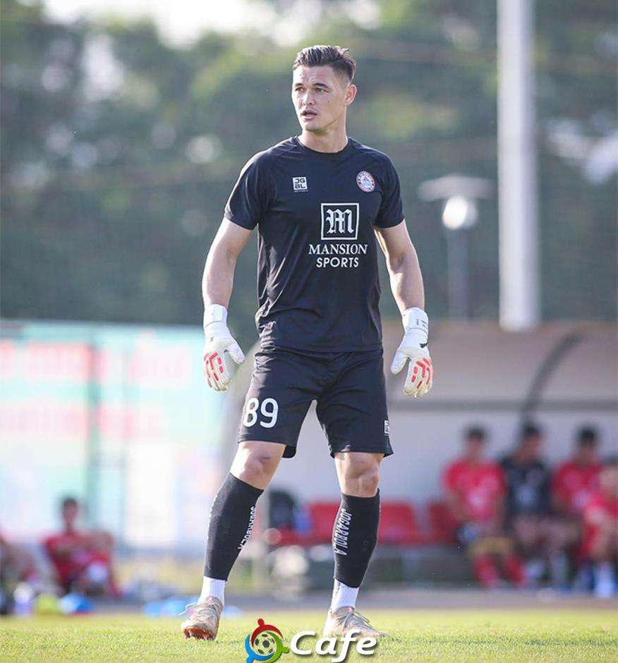 Cầu thủ Việt kiều ‘chê’ 30 tỉ đồng tại V.League là ai?