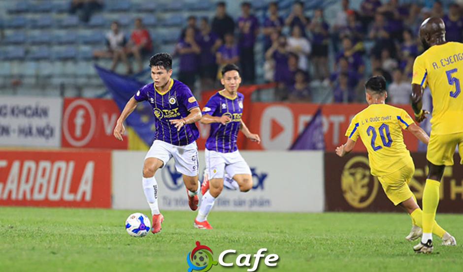 CLB Hà Nội bắt đầu nước rút, cả V.League phải dè chừng
