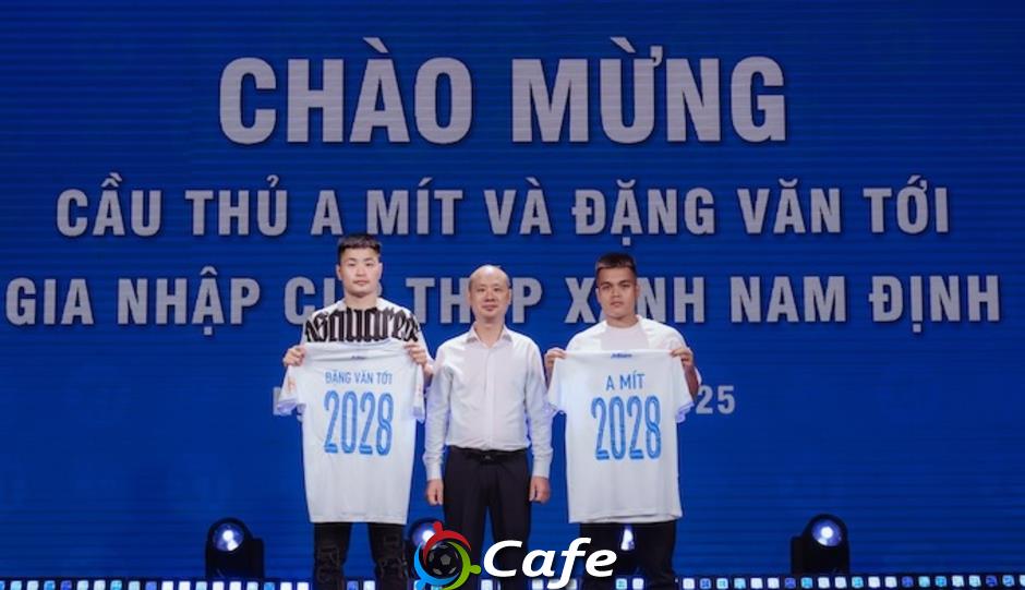 CLB Nam Định chạy đua để bảo vệ ngôi vô địch