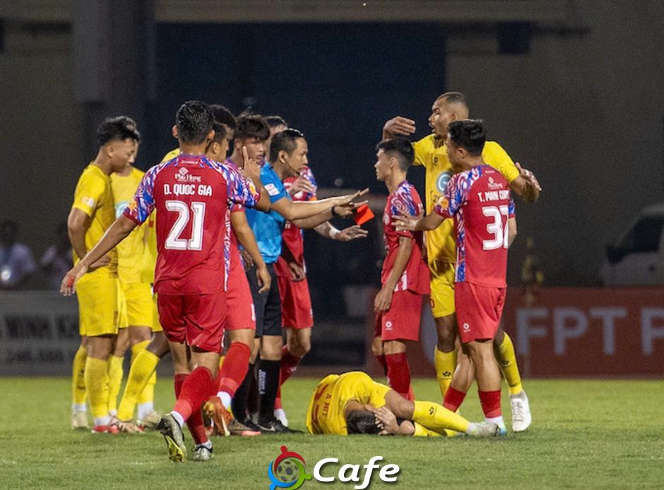 CLB TP.HCM & bước ngoặt trên sân Thanh Hoá!