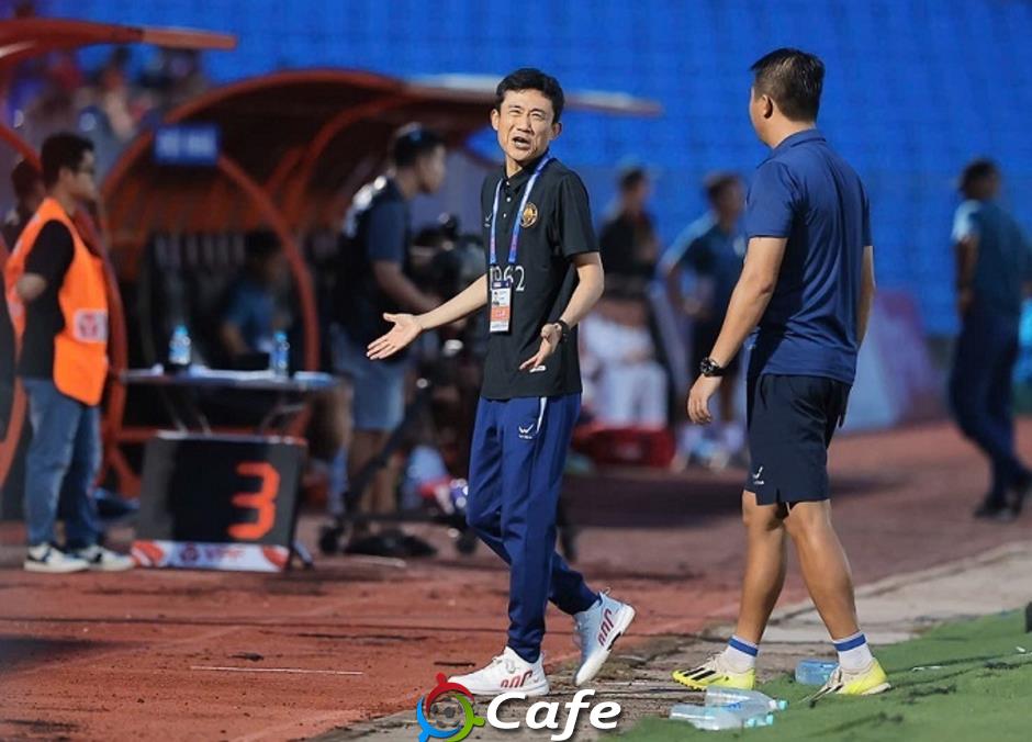 Cuộc chiến của thầy ngoại tại V.League