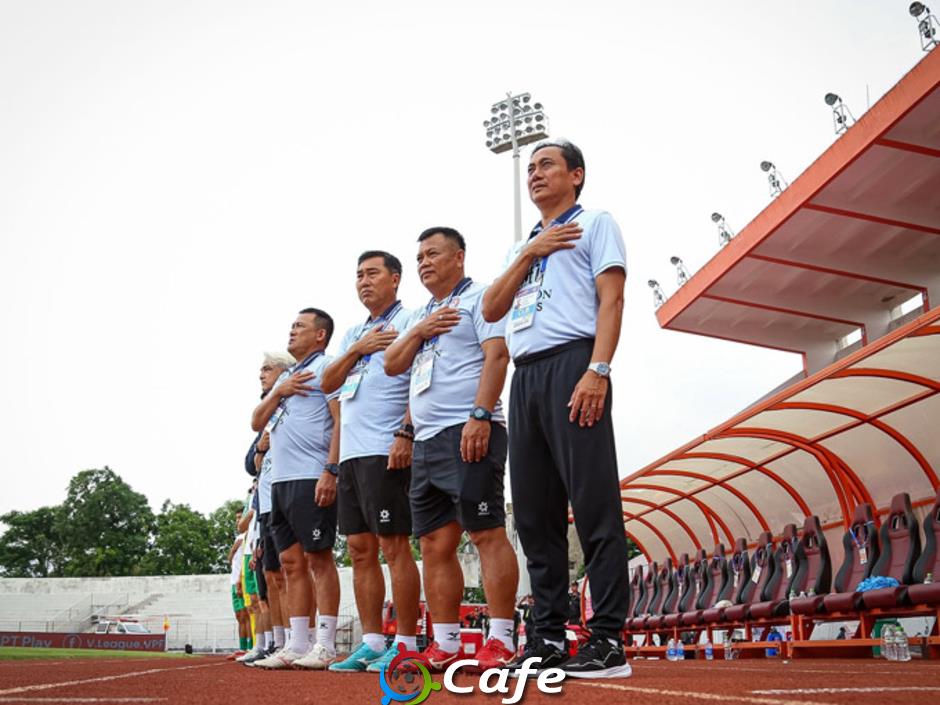 HLV Phùng Thanh Phương chia tay CLB TP.HCM: Một người tử tể đã rời đi…