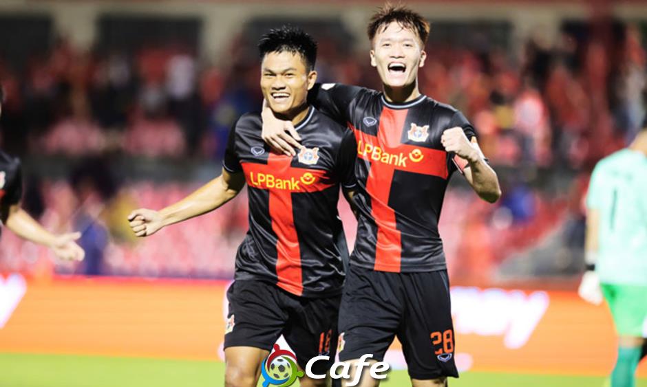 Kết quả Hà Tĩnh 1-3 Ninh Bình: Tân binh bùng nổ bất thình lình