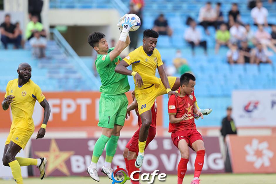 Kết quả Quảng Nam 2-0 Hà Tĩnh: Quảng Nam rộng đường trụ hạng